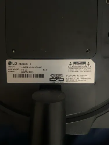 2 Monitores LG 24? para Conserto/Peças - 24GN60R-B + 24GS60F-B - R$550