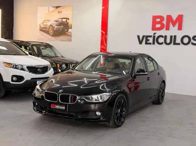 BMW 328I /IA (modelo Antigo) 2012