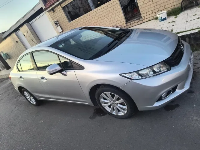 Honda Civic Sedan LXR 2.0 Flexone 16V Aut. 4P 2014