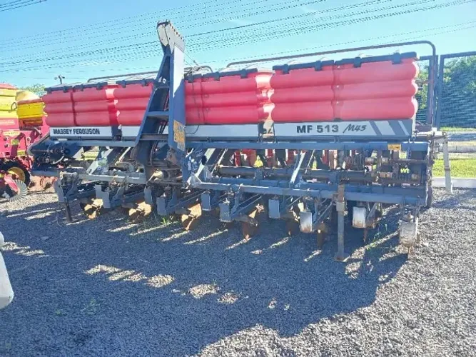 Plantadeira Massey Ferguson 513
