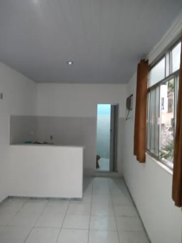 Alugo kitnet- bairro 25 de Agosto - Duque de Caxias - RJ, próximo a Faculdade Unigranrio