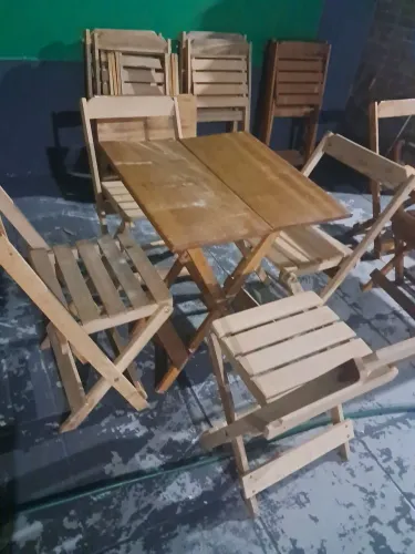 Mesa dobrável de bar