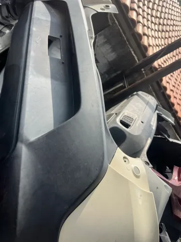 F pára-choque traseiro renault kwind