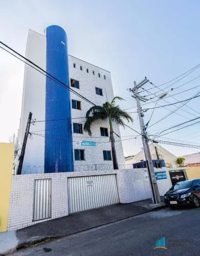 Apartamento com 2 dormitórios para alugar, 50 m² por R$ 1.200,00/mês - Centro - Fortaleza/