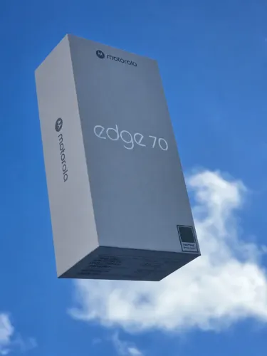 Motorola Edge 70 5G - 24GB RAM | 256GB Armazenamento NOVO LACRADO