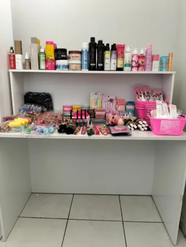 OPORTUNIDADE! +440 ITENS DE BELEZA + 3 PRATELEIRAS + BALCÃO