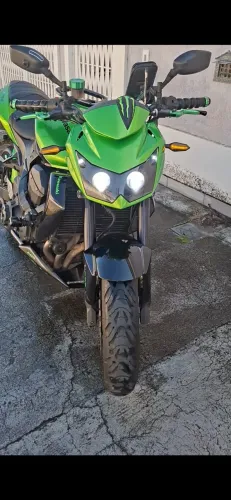 Kawasaki Z750 ABS 2012 Customizada
