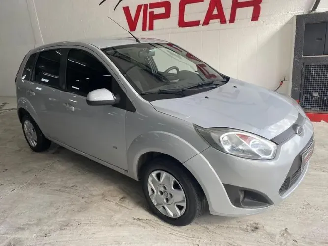 Ford Fiesta SE 1.6 8V Flex 5P 2014