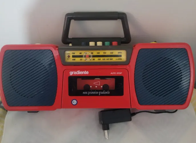 Rádio toca fita cassette  Gradiente RARIDADE DOS ANOS 90