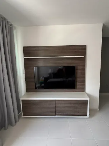 Painel com Rack para TV - Ótimo estado