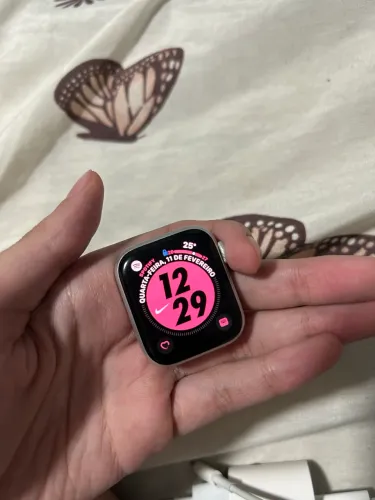 Apple Watch Se 2°geração gps + cel - usado 