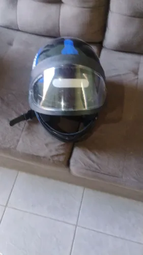 Capacete nunca uzado