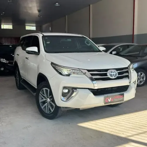 Toyota Hilux CD SRX 4X4 2.8 TDI 16V Diesel Aut. 2020