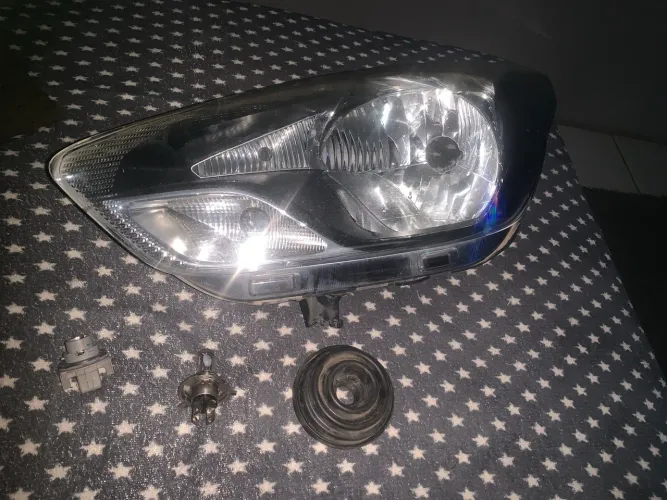 Farol Ford Ka 17/18 Máscara Negra