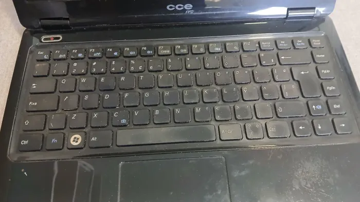 Notebook CCE Win T35L para retirar peças