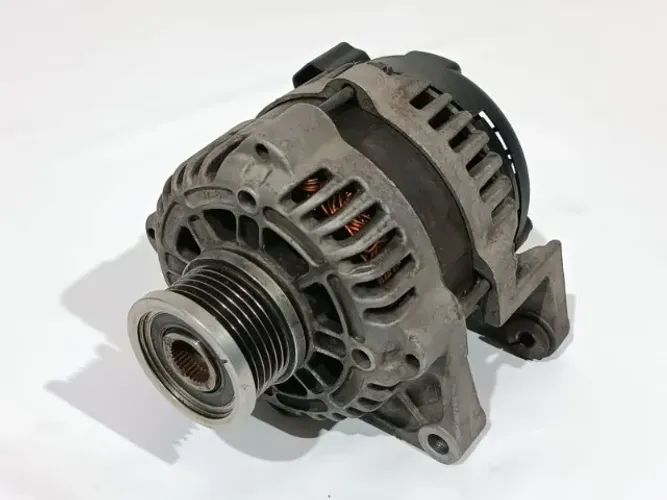 Alternador | Chevrolet Cruze 1.8 2012 A 2015 / Sonic 1.6 16V 2012 A 2014 - 1357966 - Usado