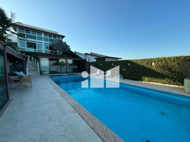 Casa com 4 dormitórios à venda, 700 m² por R$ 8.500.000,00 - Praia da Costa - Vila Velha/E