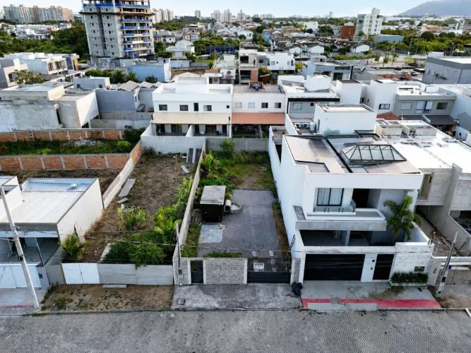 Terreno à venda, 300 m² por R$ 800.000,00 - Morada de Laranjeiras - Serra/ES