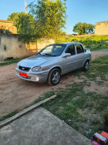 Chevrolet Corsa Sedan Super/ Classic 1.6 MPFI 8V 4 2003
