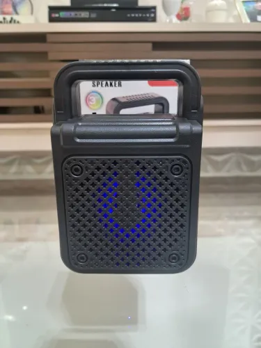 CAIXINHA DE SOM BLUETOOTH PORTÁTIL