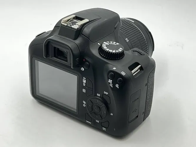 Máquina  canon T100 para vender