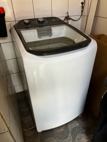 Máquina de Lavar Roupa 13kg - ELECTROLUX