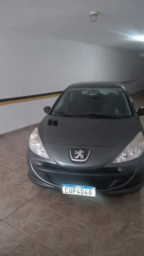 Peugeot 207 X-line 1.4 Flex 8V 5P 2011