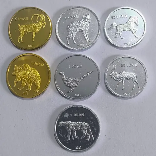 Conjunto completo 7 moedas 2013, Nagorno-Karabakh, fauna local. Autênticas.