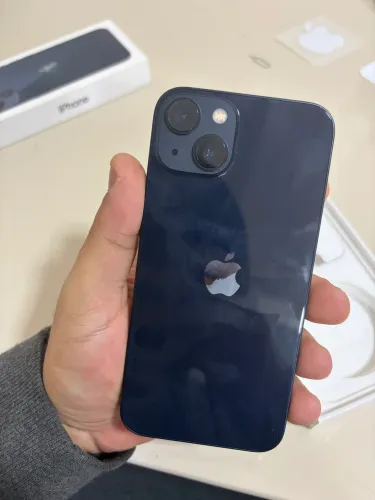 iPhone 13 - 256gb