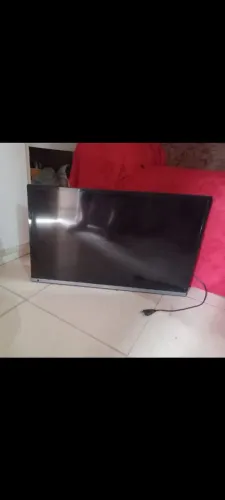 Tv toda boa,ótima sonoridade 4k