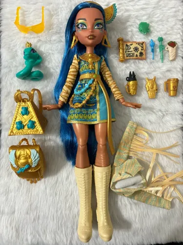 Cleo g3 Monster High