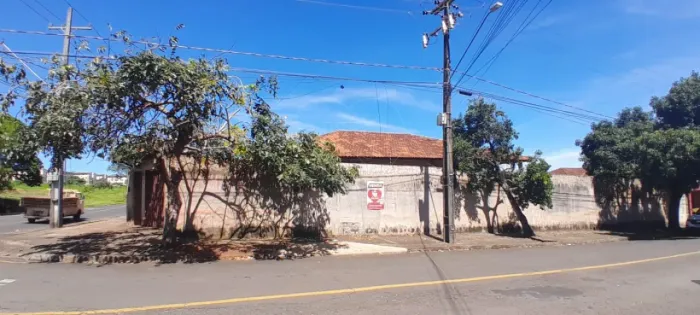 Imóvel comercial à venda no bairro Ouro Verde com 4 quartos na Região Norte de Londrina