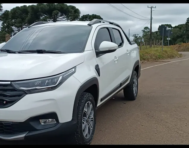 Fiat Strada Volcano 1.3 Flex 8V CD 2021
