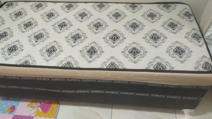 Cama box solteiro nova