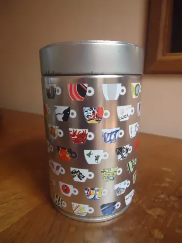 Lata Café Illy Coleçao
