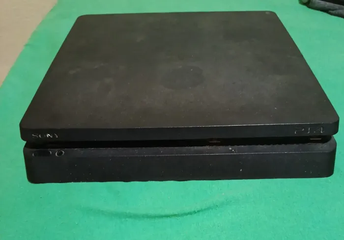 PS4 (LEIA A DESCRIÇÃO)