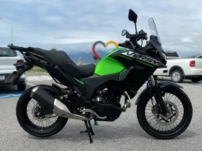 Kawasaki Versys-X 300 ABS 2024 - Kit relação novo + acessórios
