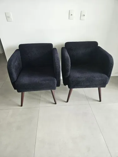 Poltronas tecido preta