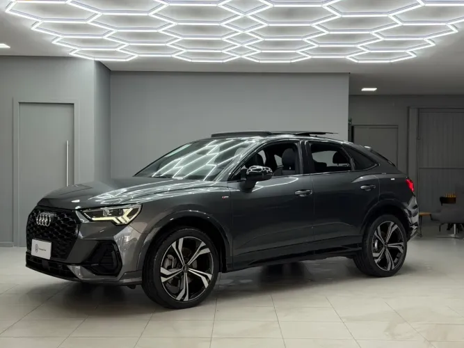 Audi Q3 Performance 2.0 TFSI Tiptr. Quattro 2024