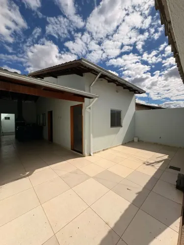 CASA A VENDA VALE DOS PIRINEUS - DESCONTO NA ENTRADA