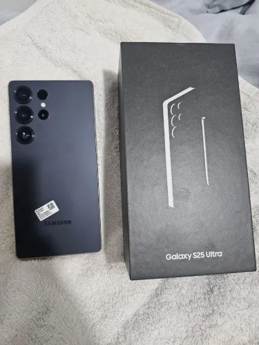 Vendo Samsung S25 ultra 256 gb todo original