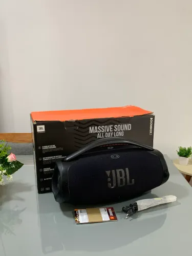 Boombox 3 