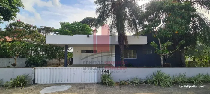 Casa em Condomínio com 4 Quartos Piscina e Bela Vista