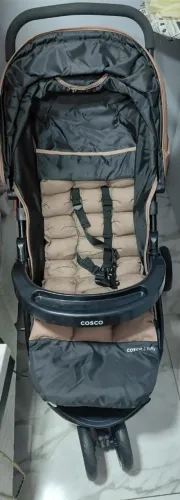 Carrinho de bebê cosco