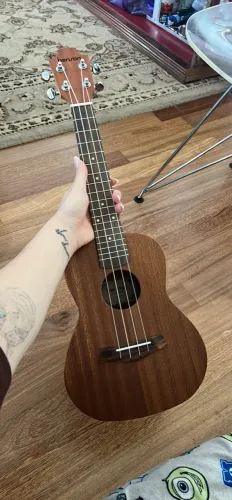 Ukulele Benson UB-24 - NOVO