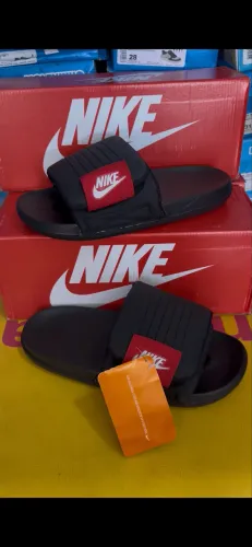 Chinelo Nike Adjust