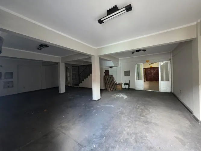 VENDO (PRÉDIO COMERCIAL) (SÃO JORGE)