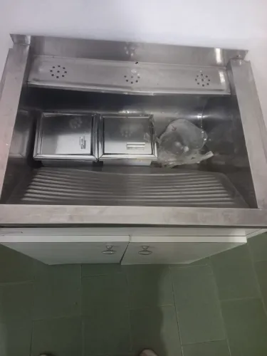 Lavanderia inox, com gabinete