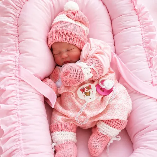 Bebê Reborn menina kit Zoei Prematura