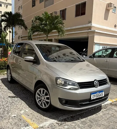 Volkswagen Fox 1.0 MI Total Flex 8V 5P 2014